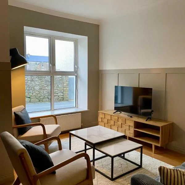 The Old Shop Apartment, hotel in Rathmullan