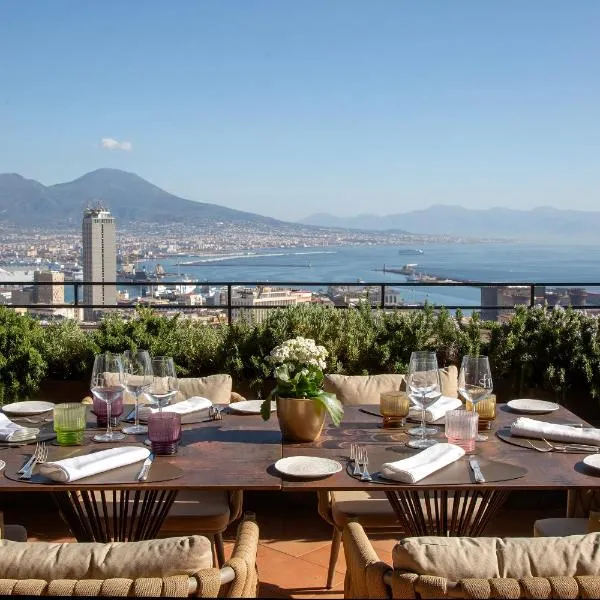 San Francesco al Monte, hotel sa Naples