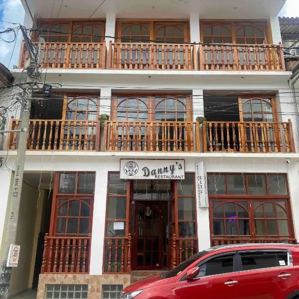 Attic Hotel, khách sạn ở Chachapoyas