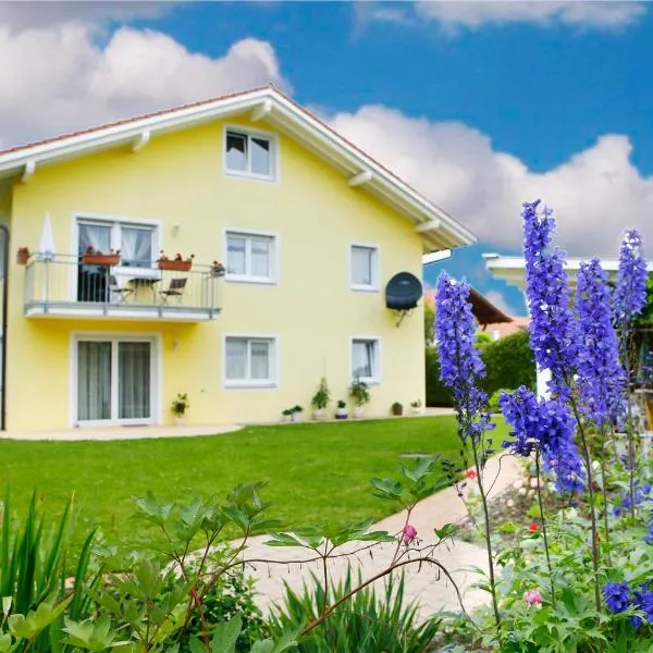 Ferienwohnung am Forggensee -Bergmann, hotel v destinaci Füssen