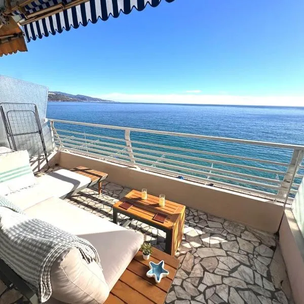 Casa Sud Menton vue panoramique exceptionnelle wifi nexflit & parking inclus、マントンのホテル