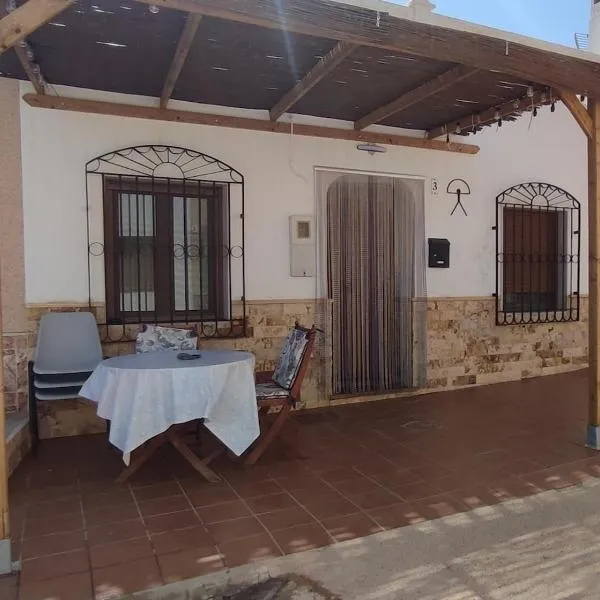 La Virgen del Mar, hotel in Las Hortichuelas Bajas