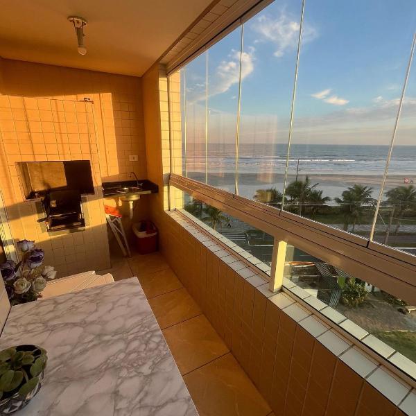 Vista Mar, 1 Dorm, Sacada Gourmet com churrasqueira, wi fi ,garagem, 6 hospedes, enfrente ao Mar - Foto 4
