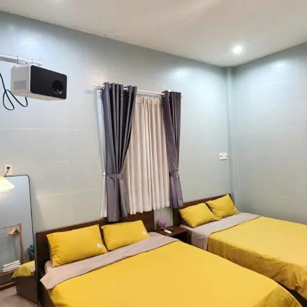 MOJA HOUSE l Homestay Huế, hotel in Thôn Dương Xuân Hạ