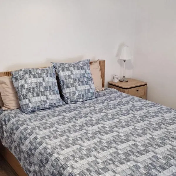 Lieusaint में, होटल "The Apartment"