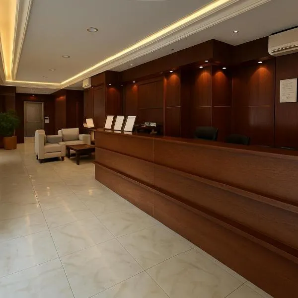 راما دبي للشقق المخدومة -النهضه شارع السديري -اقتصادي, hotell sihtkohas Quai