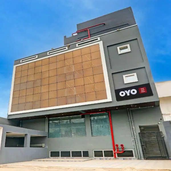 Super Hotel O Golden Tulip��z, hotel i Gorakhpur