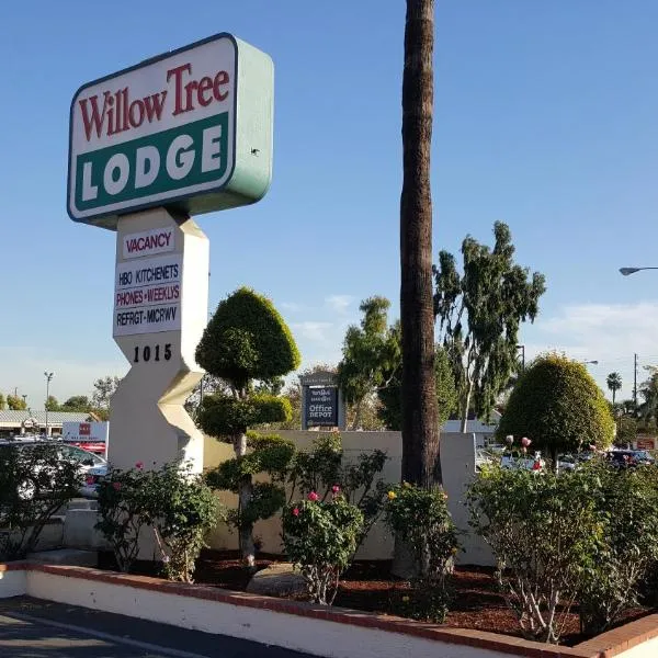 Willow Tree Lodge, hotel v destinaci Fullerton