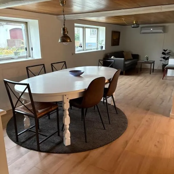 Charmerende sommerhus i fredelige omgivelser, ξενοδοχείο σε Skorping