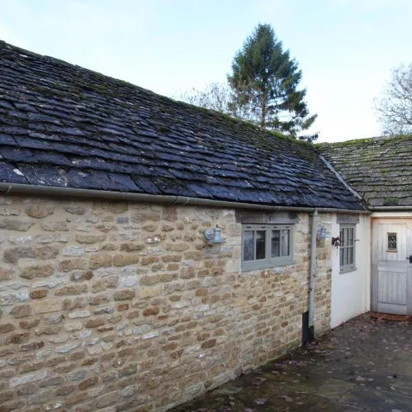 Cotswolds Grade II Listed Barn & underfloor heating, hotel a Little Rissington