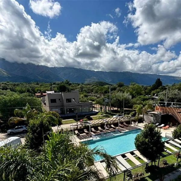 Altos De Merlo Suites, отель в городе Мерло