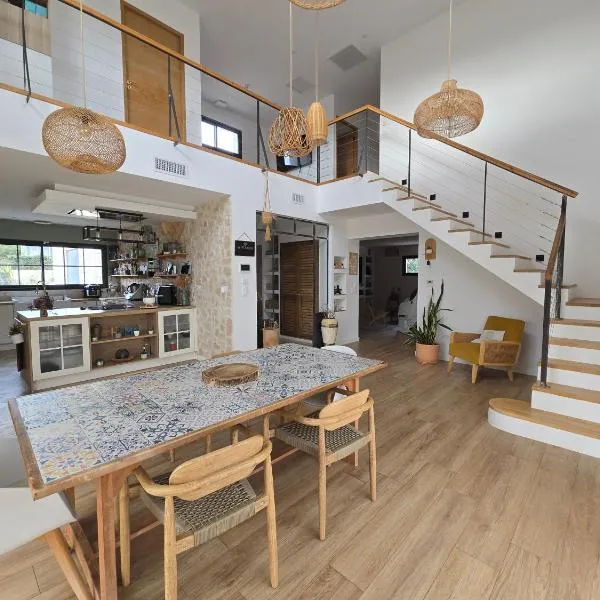 Villa Signature، فندق في Le Bosc