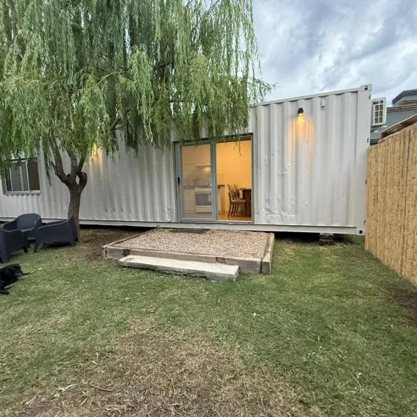 Container home, Hotel in San Rafael