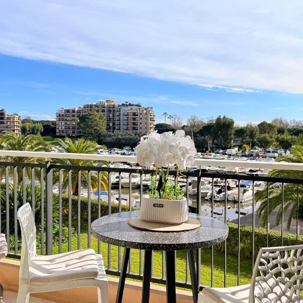 Marina Suites Résidence & Services, hotel a Mandelieu-la-Napoule