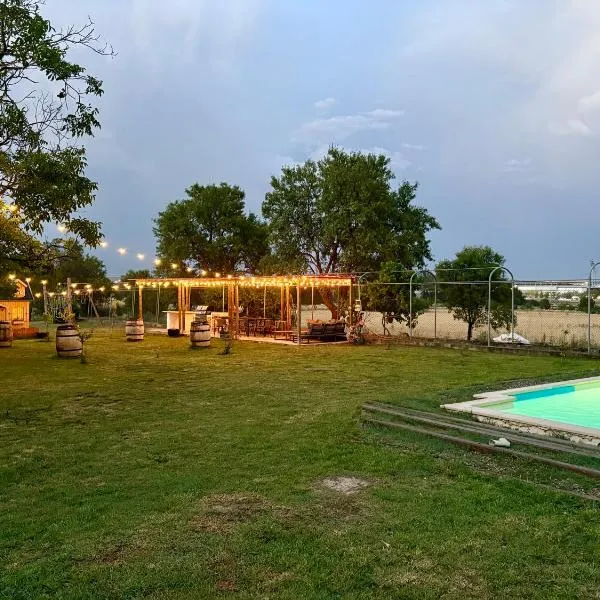 Finca Alboroto, hotell i Huesca