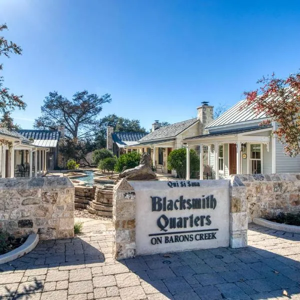 Blacksmith Quarters on Barons Creek, hotel din Fredericksburg