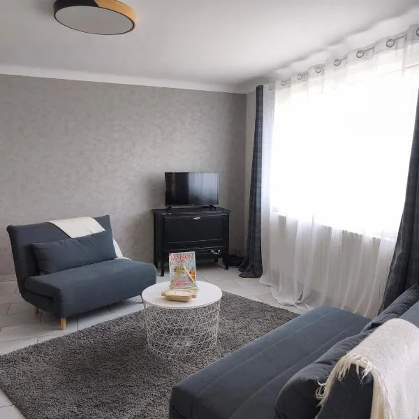 1er étage privatif dans maison individuelle, hotel a Damerey