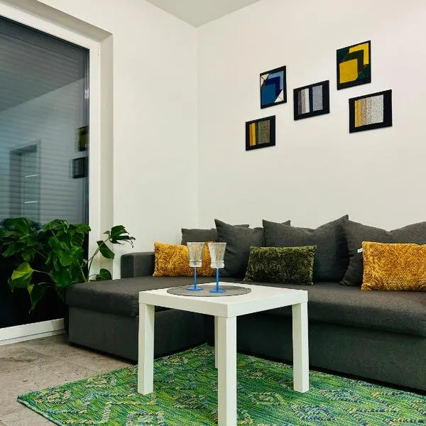 Place Oswiecim - underground parking, air conditioning, Self Check In, Hotel in Oświęcim