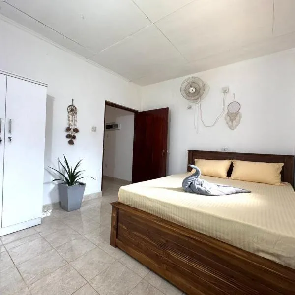 Rose Apple Hostel, Hotel in Ahangama