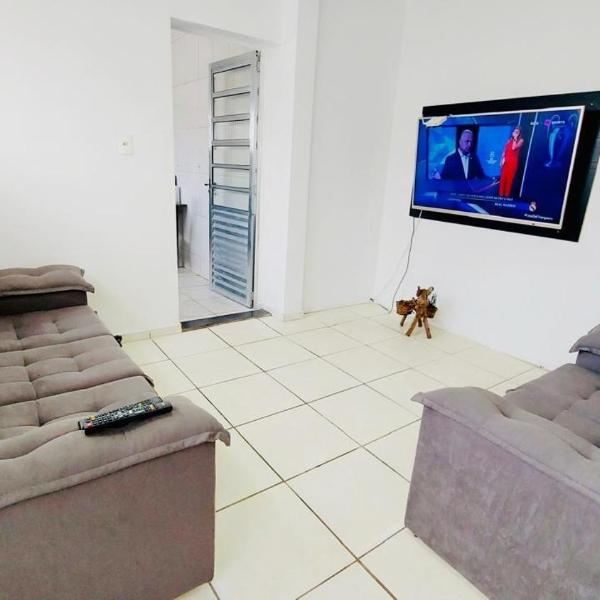Casa individual aconchegante em bairro central