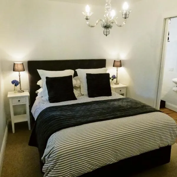 Pinegrove Cottage - Greytown Getaway, hotel u gradu Woodside