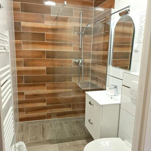 Gospoda PRL Jedlina zdrój, hôtel à Jedlina-Zdrój