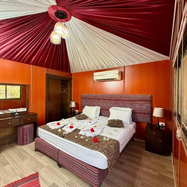Rum Oasis Luxury Camp, hotel di Wadi Rum