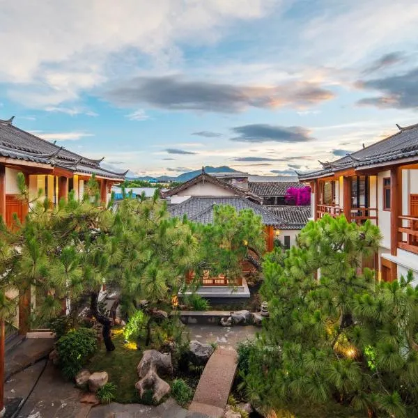 Cloud Villa云居 - 丽江古城店، فندق في ليجيانغ