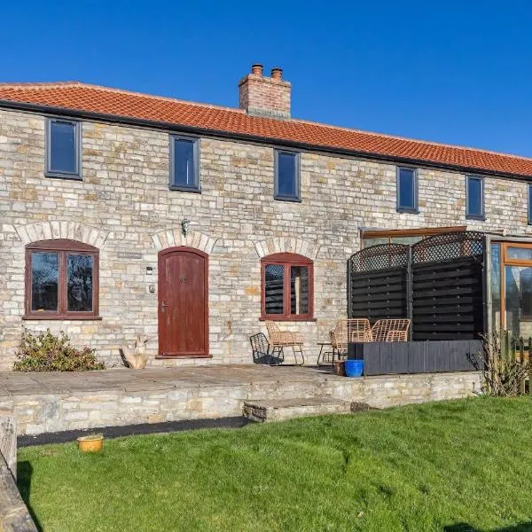 Beautiful Cottage in Idyllic Somerset Countryside: Shepton Mallet şehrinde bir otel