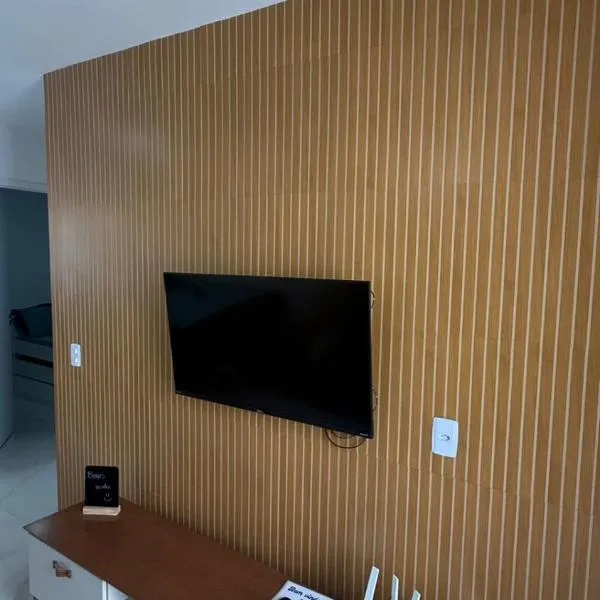 Casa nova e aconchegante em condomínio, hotel a Petrolina