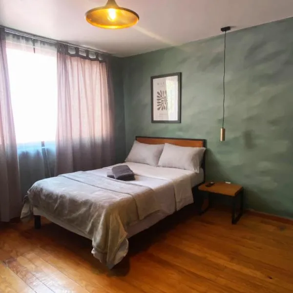 Compact Studio Apartment Casa Icacos Apt 5, hotel em Cidade do México