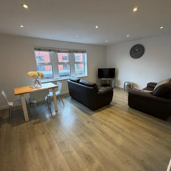 Lovely 2 bed Bedminster flat with parking, hotel v destinaci Bristol