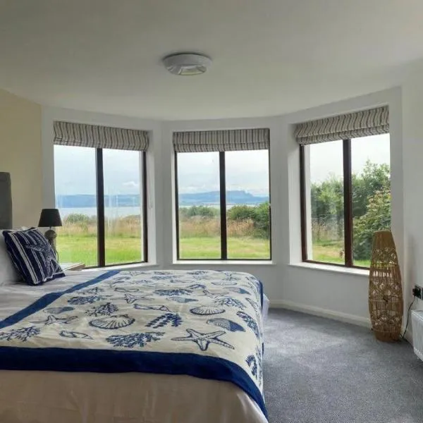 The Beach House, Sea View, hotel in Greencastle