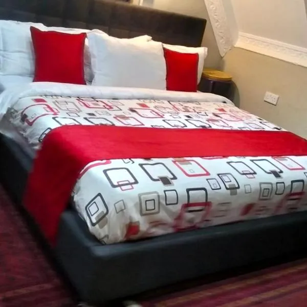 Kukis Place, 5 bedrooms, whole compound, ξενοδοχείο σε Embu