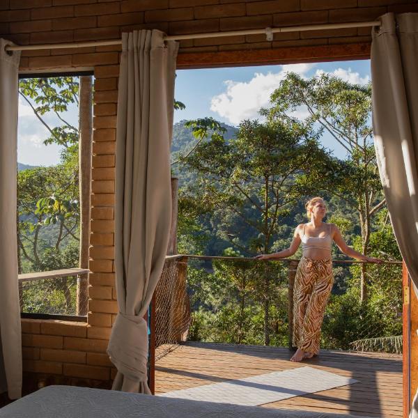 Casa Mohini Refúgio nas montanhas de Teresópolis Quarto com deck rede suspensa, lareira e cachoeira - Foto 4