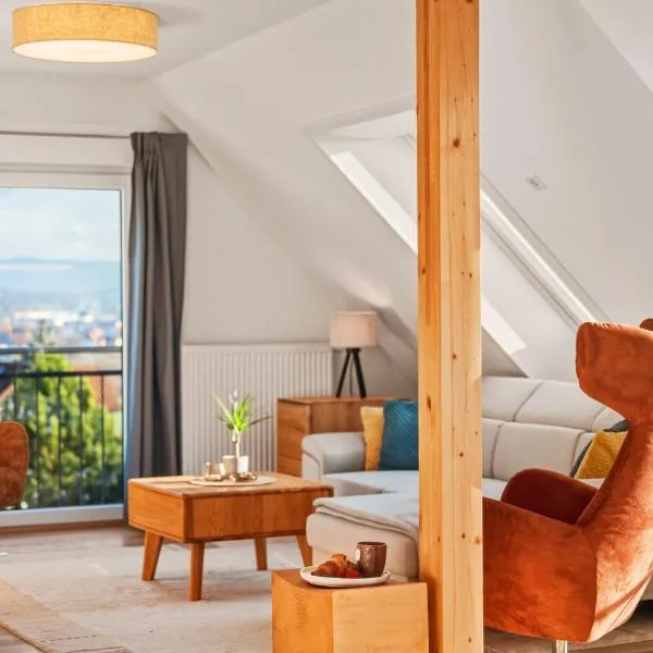 Komfort küsst Natur Skyline Ferienwohnung bei Aschaffenburg, Hotel in Goldbach
