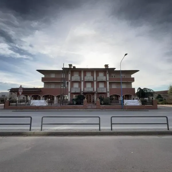 Hotel Bossini Food & Hospitality, hotel in Paitone