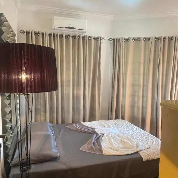 Equilíbrium Quarto de casal com banheiro compartilhado, hotel in Marechal Cândido Rondon