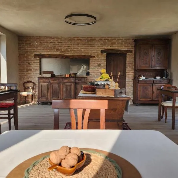 Monforte Country House, hotel v destinaci Monforte dʼAlba