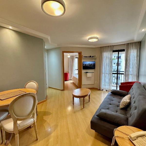 Flat 2 quartos, 2 banheiros, limpeza e vaga de garagem - UH72 - Foto 5