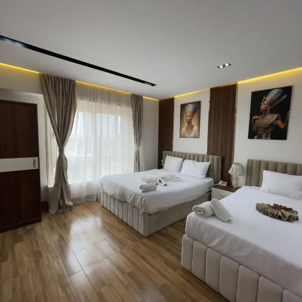 Pyramids Sunshine View, hotel en El Cairo