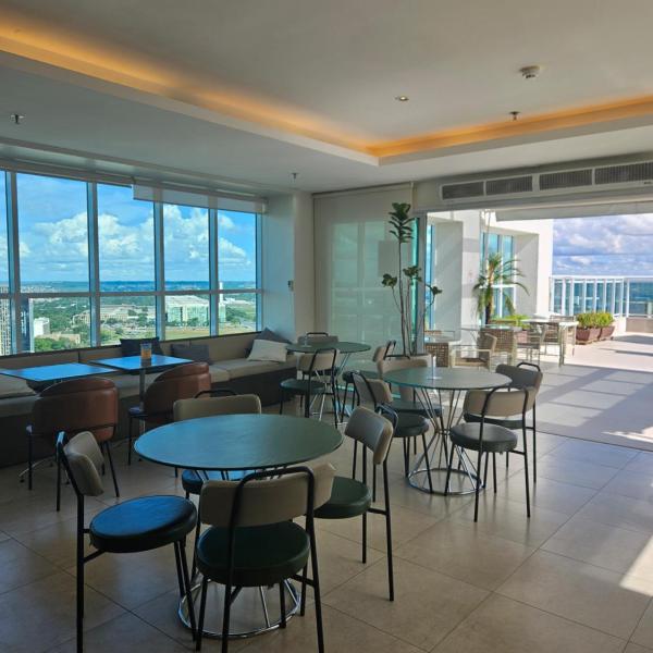 Flat I - Saint Moritz, Espaçoso, Aconchegante, NOVO, Região Central de Brasilia, Executivo ou Família - Foto 3