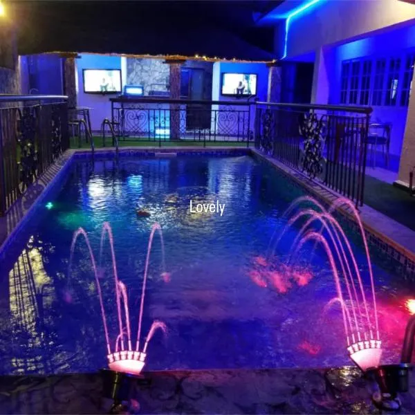 Flora Suites, hotell i Lagos