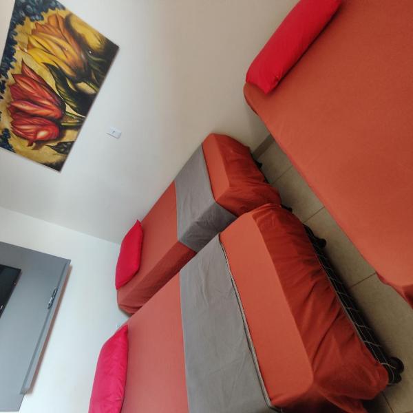 Quarto Triplo Comercial - Queen's Hotel - Foto 5