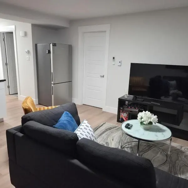 Quiet Haven - One-Bedroom Suite: Riverview şehrinde bir otel