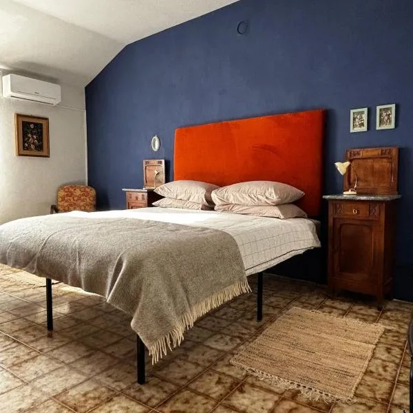 Villa Lorenzo, מלון בMombello Monferrato