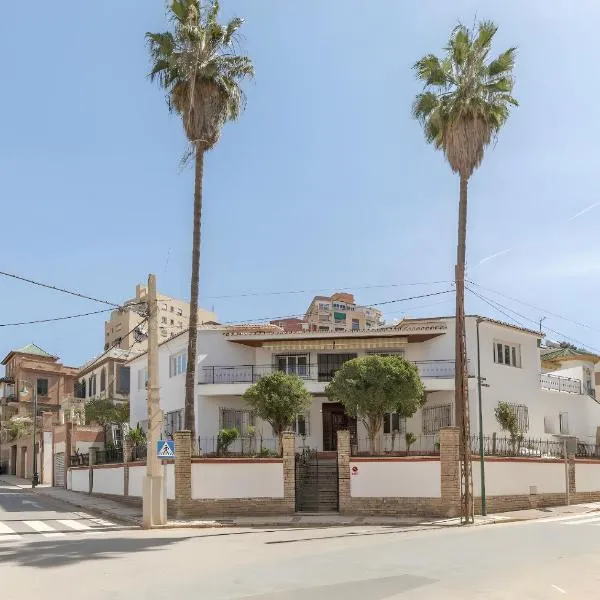 AYZ Silvela - Auto check-in property – hotel w Maladze