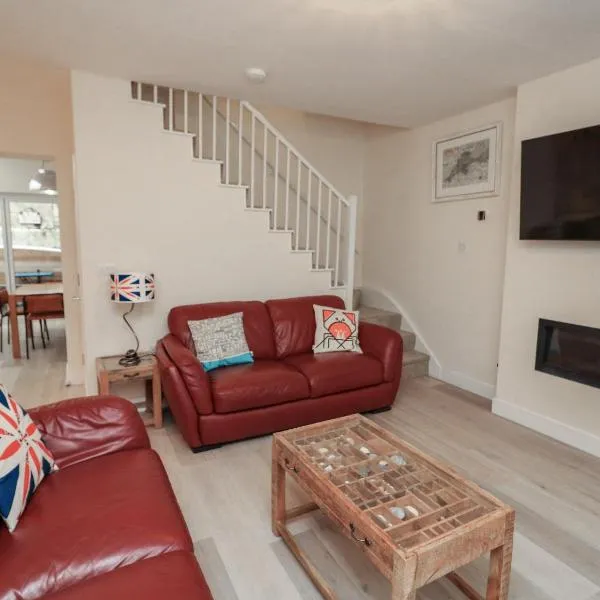 Full Deck, Hotel in Dartmouth