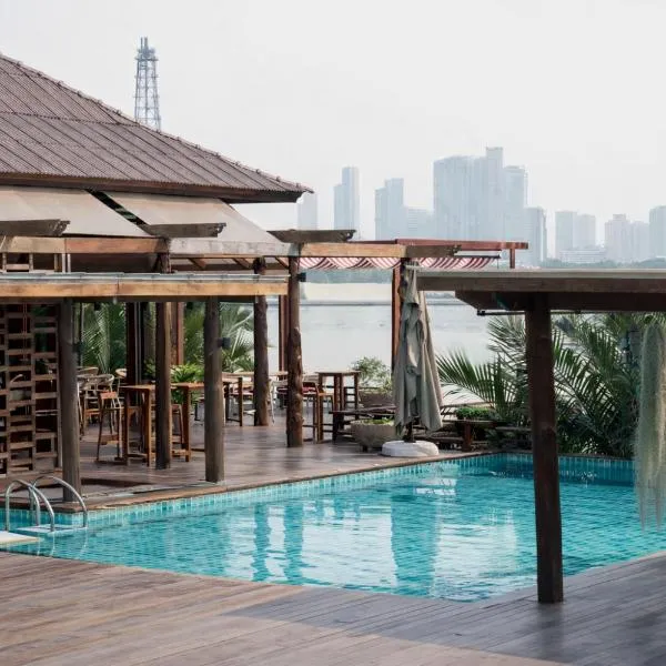 방콕에 위치한 호텔 Baan Krai Nao The Riverfront