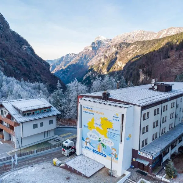 Forte Family Village - Azzurro Club, hotel u gradu 'Sella Nevea'